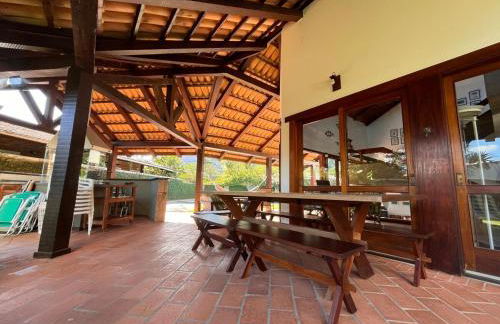 Spacious house with pool - 100m from the sea in Guaecá - Foto 51
