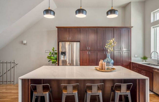 Luxury Downtown Getaway With Breathtaking Views - Foto 23