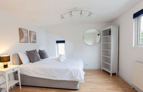 Spacious 3 Bed House with Large Garden in Aynho! - Foto 10