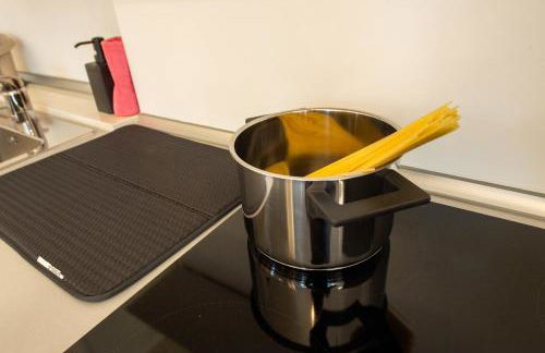 Loft Smart Parma l Wi-Fi Fibra, Indipendente, Perfetto per Business e Coppie - Photo 16