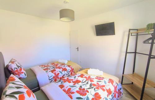 Les Rochers - Raffinement boisé & Plage à 5 min en voiture - Sérénité - Foto 9