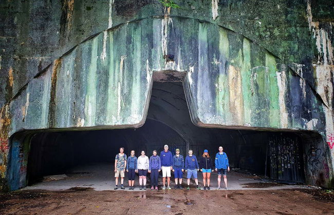 Tour por la base aérea subterránea de Zeljava - Foto 2