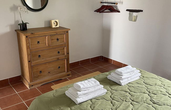 Miluna Oasis Suites - Sleeps4-pool-mountainview - Foto 2