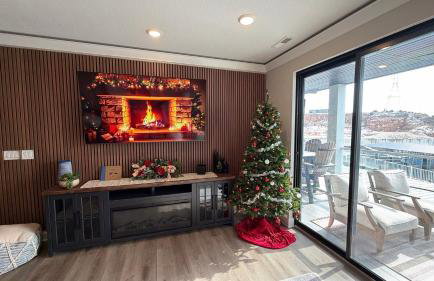 Upscale Lakeside Condo with Extraordinary Amenities at Topsider in Osage Beach 19mm - Photo 2