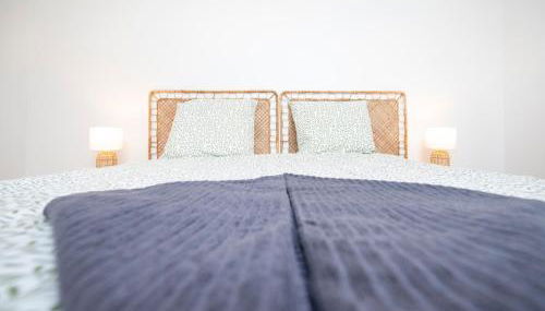 Le Regard sur La Place Léger et Raffiné - Photo 4