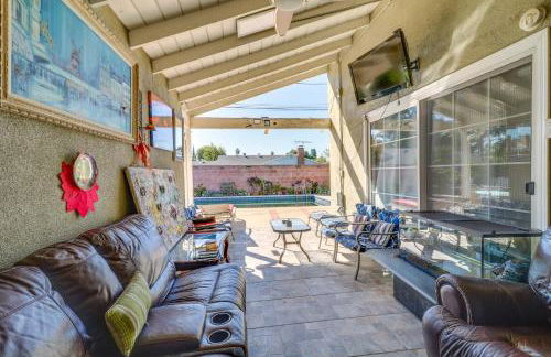 North Hills Home with Outdoor Entertaining Space - Foto 23