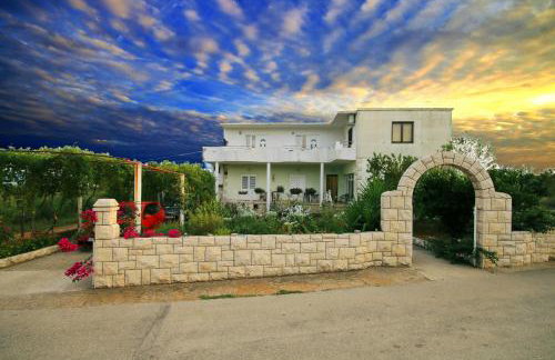 Apartments Orest - Foto 1