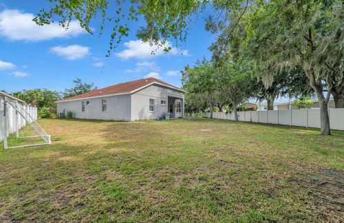 Large 5 bd home close to Beaches - Photo 34