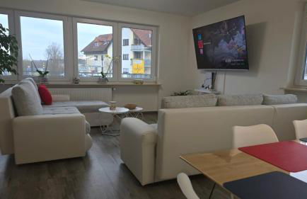 HAPPY HOMES FUN - Dein Erlebnis-Apartment für Gamer, Helden & große Kinder - Parkplatz - PS5 - WLAN - Foto 11