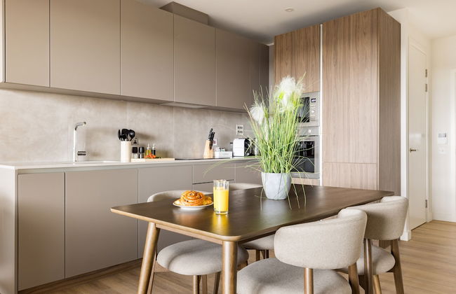 London Greenford by Charles Hope - Foto 17