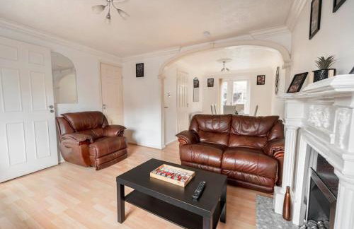 3BR House By Hyped Properties Short Term Rental Agency Birmingham Ideal For Contractors With Free Driveway Parking - Foto 9