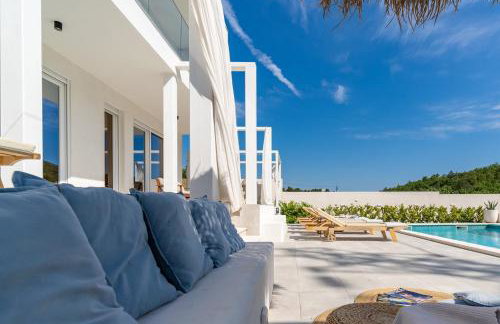 Villa Zen with 4 bedrooms, private 32 sqm pool, summer kitchen, 7 km from the beach - Photo 4