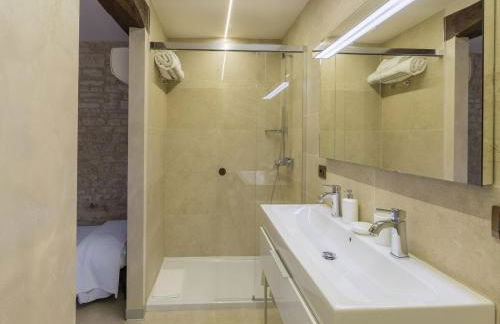 Scenic villa with heated pool - Foto 29