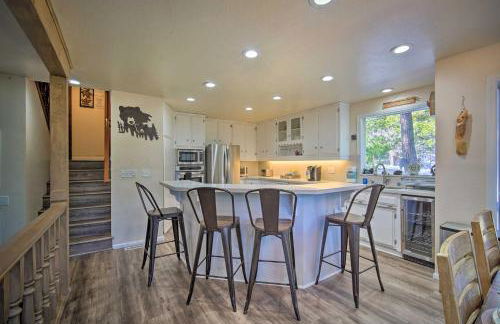 Lake Arrowhead Family Home with Deck! - Foto 10