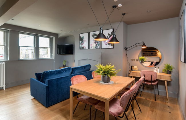 Hiding Space - Trim Street Apartments - Foto 22