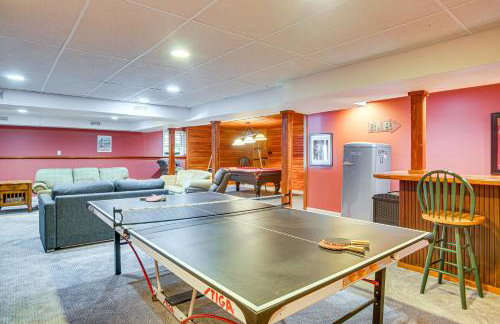 3 Mi to Megansett Beach Home with Pool and Game Room - Foto 28