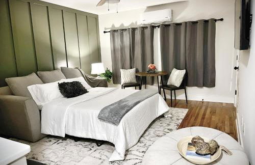 Elegant Family Home near Downtown - Foto 24