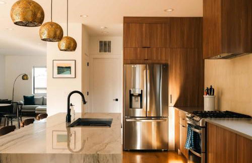 Colorful Sunnyside Escape - Walk to Dining & Parks - Foto 2