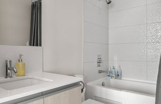 By Stampede Free Parking Banff Pass Wine More - Photo 21