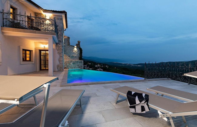 Amazing Villa With Pool, Wellness and Stunning View - Foto 26