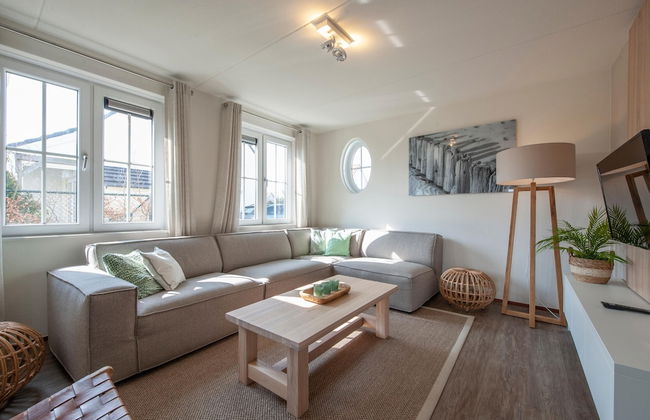 Villa in Cadzand-bad Near North Sea Beach - Photo 5