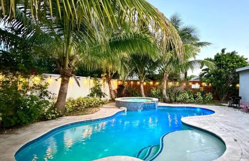 Private Luxe Pool Club Heated Spa - Foto 10