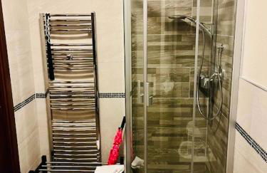 Incantevole Appartamento con Giardino - Garage Privato e Free Wifi - Photo 17