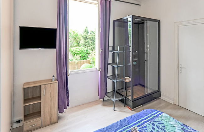 Holiday Home in Orange With Private Pool - Foto 3