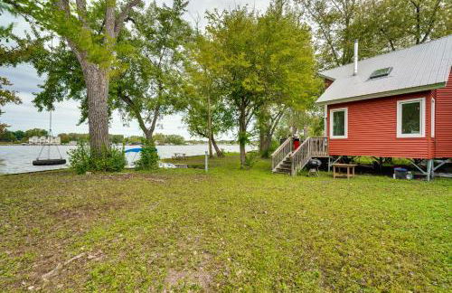 Island Retreat on Pistakee Lake Deck and Gas Grill! - Photo 25