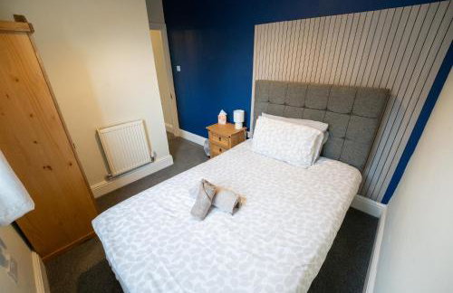 Contractor Friendly 4BR House Ideal for Long Term Stays - Foto 27