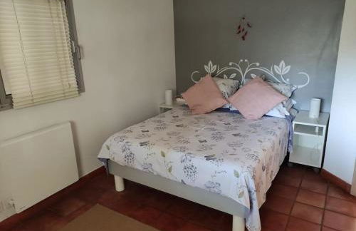 Cosy rez-de-jardin de villa - Foto 4