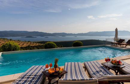 Villa Stolovi with panorama view by Villas Guide - Foto 2