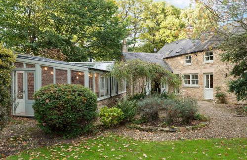 The Coach House - Photo 9