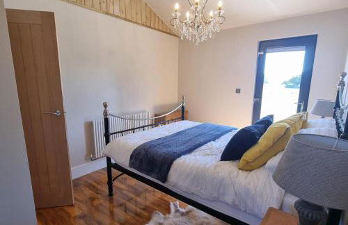 4Bed Lodge Sleeps8-Pet Friendly-Hot Tub-Log Burner - Foto 11