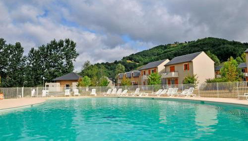 T3 la savane saint Geniez d'olt 2 piscines chauffées dans une charmante résidence de vacances - Photo 4