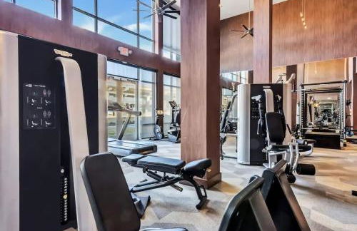 Boulevard Stays Dashing King 1 BR Suite Pool Parking Gym M - Foto 18