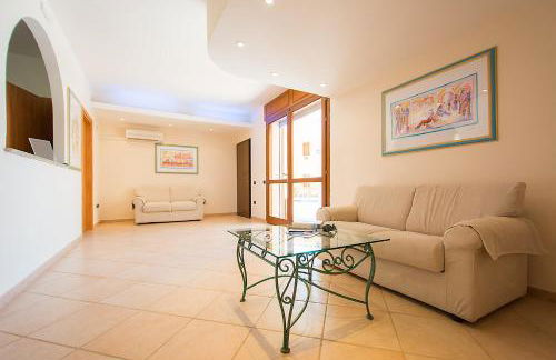 ISA - Residence with swimming pool in Sos Alinos, apartments with air conditioning and private outdoor area - Foto 9