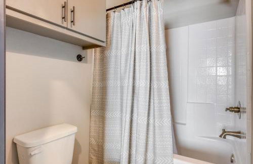 Newly Built Corner Hideaway 3 Mi to Texas A and M - Foto 23