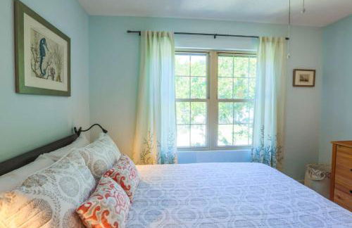 Green Whale - Photo 38