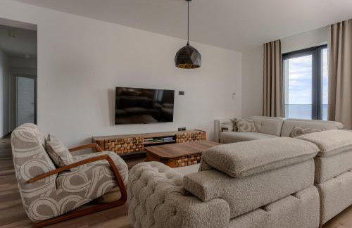 Villa Isabel - Luxury Apartments with Heated Pool & Sea View - Foto 49