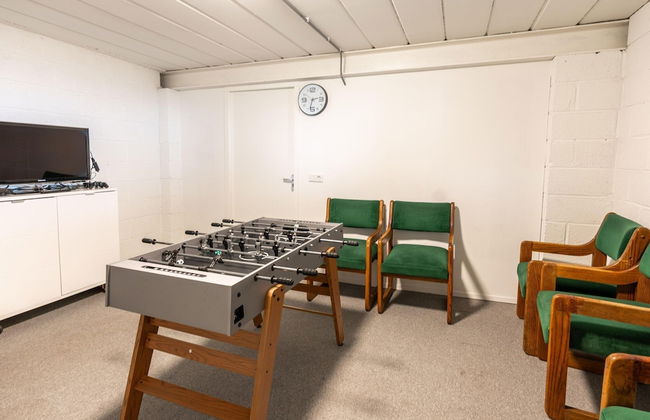 Typical Ardennes Chalet With hot tub - Foto 18