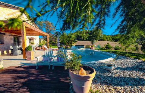 Casa Guillarmou - Évasion Enchantée avec Piscine Chauffée, Spa & Clim - Vue Exceptionnelle - Foto 2