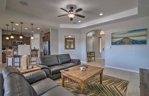 South Padre Paradise with Saltwater Pool Near Golf! - Foto 6