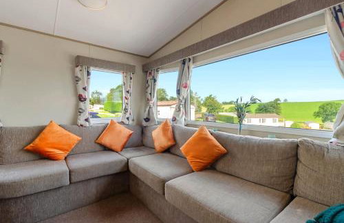 Hillside Splash Retreat -No Commercial Sign written Vehicles,Fishing Nearby & Communal Swimming Pool ,Pool open April to September - Foto 10