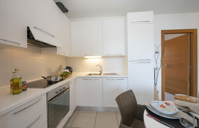 Vista di Maccagno Fantastico Pool - Foto 11