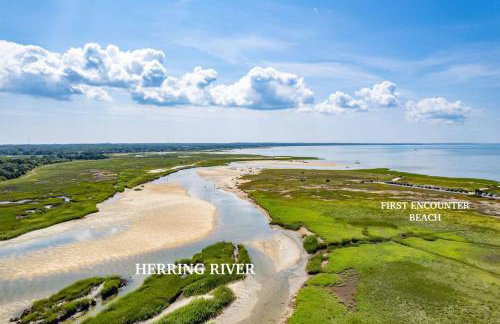 Lovely House 5 Min to Beach with Deck Grill and Garage - Foto 48