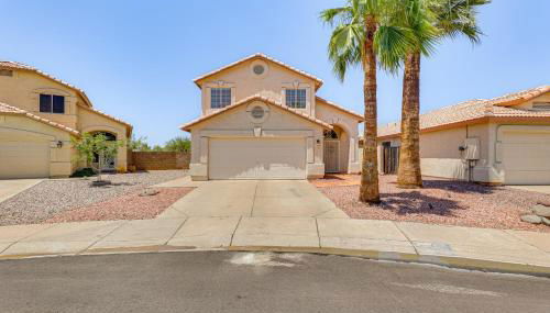 Swim with a View! Scenic Desert Retreat in Glendale - Foto 2