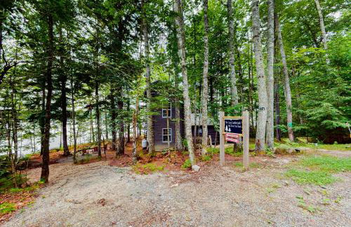 Lazy Lumberjack Lakeside Cottage - Photo 21