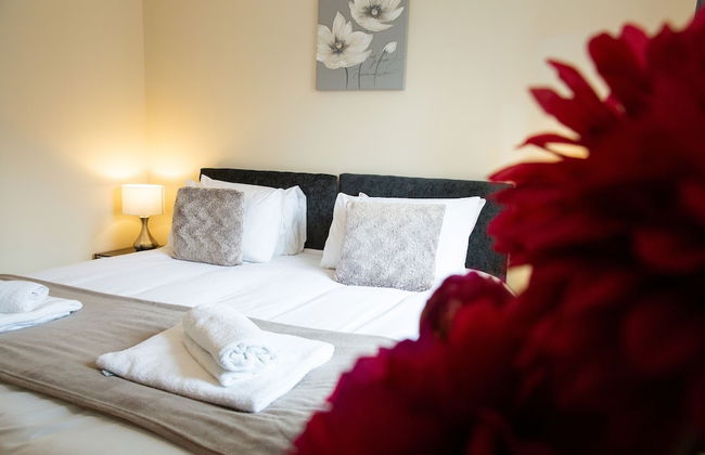 Velvet 1-bedroom Apartment With Balcony, Hoddesdon - Foto 7