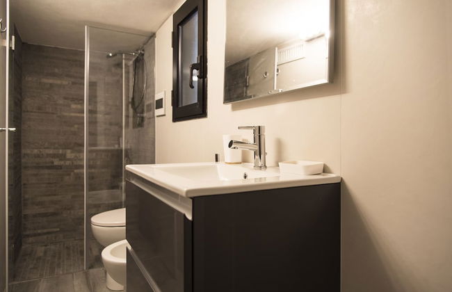 Contemporary 2 Bedroom Flat near University - Photo 30